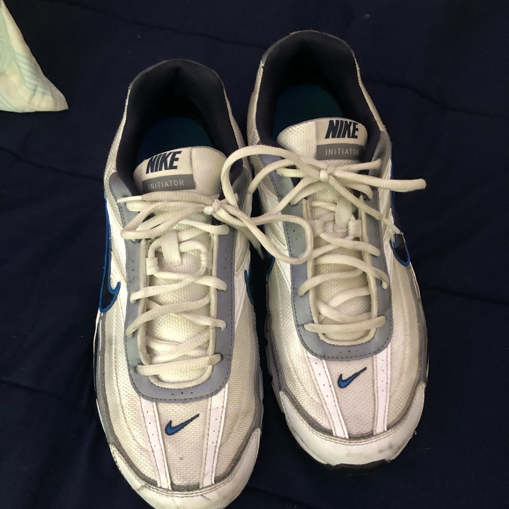 Nice Nike Initiators - Picture 3 of 5